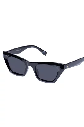 Aire Capricornius Sunglasses in Black