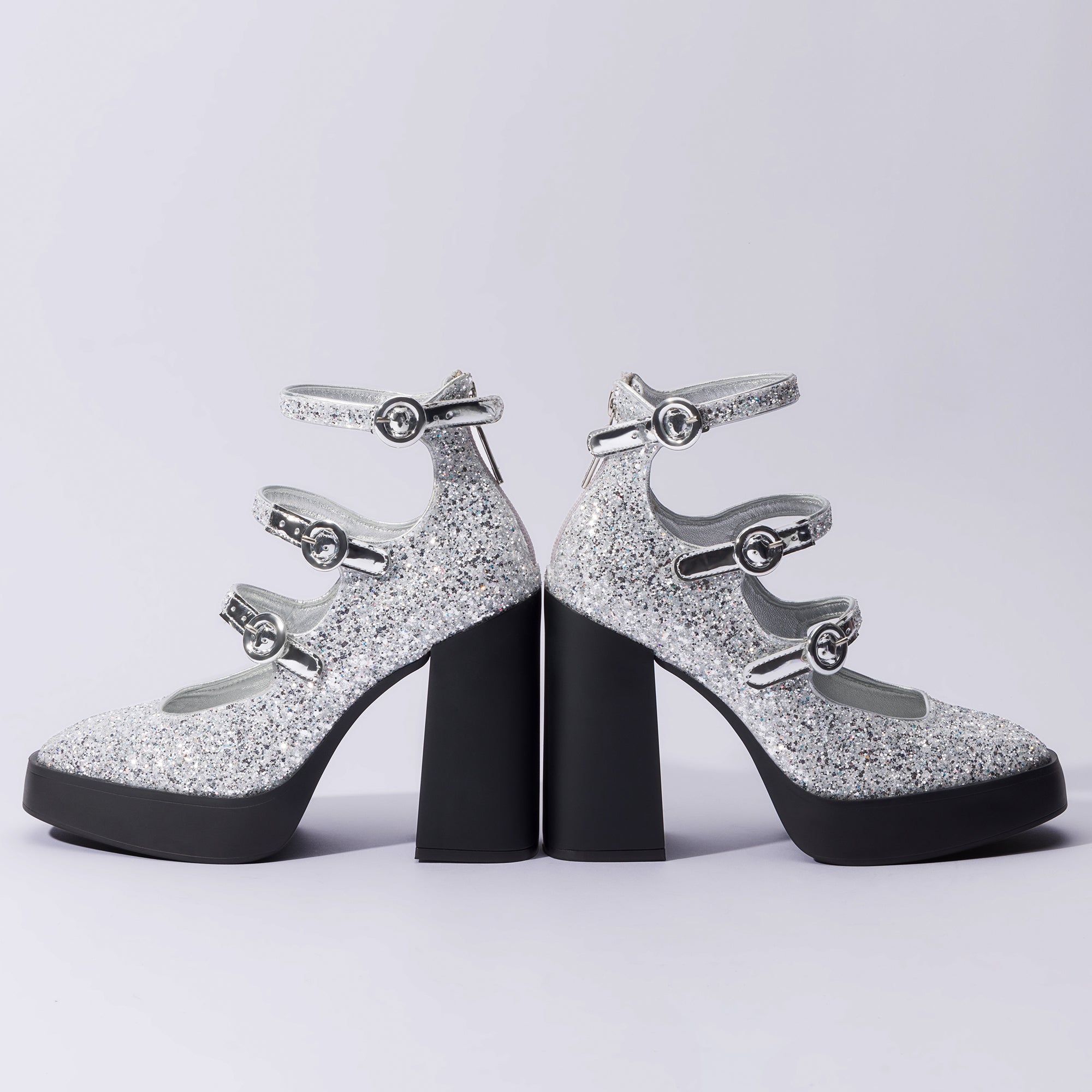 Alexa Pump In Silver Glitter