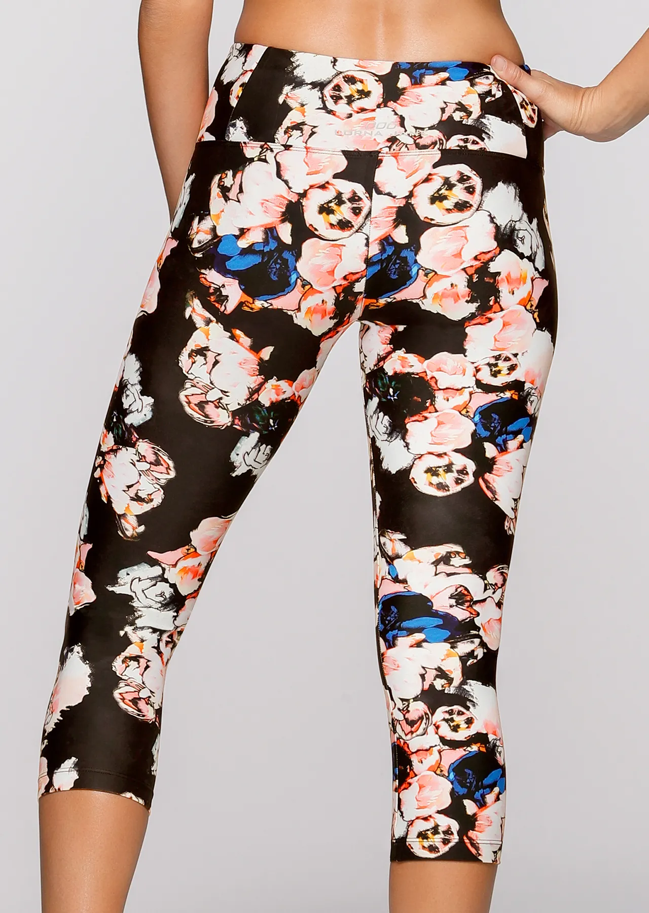 Blossom Active Core 7/8 Tight | Gothic Blossom Print | 7/8 | Lorna Jane New Zealand