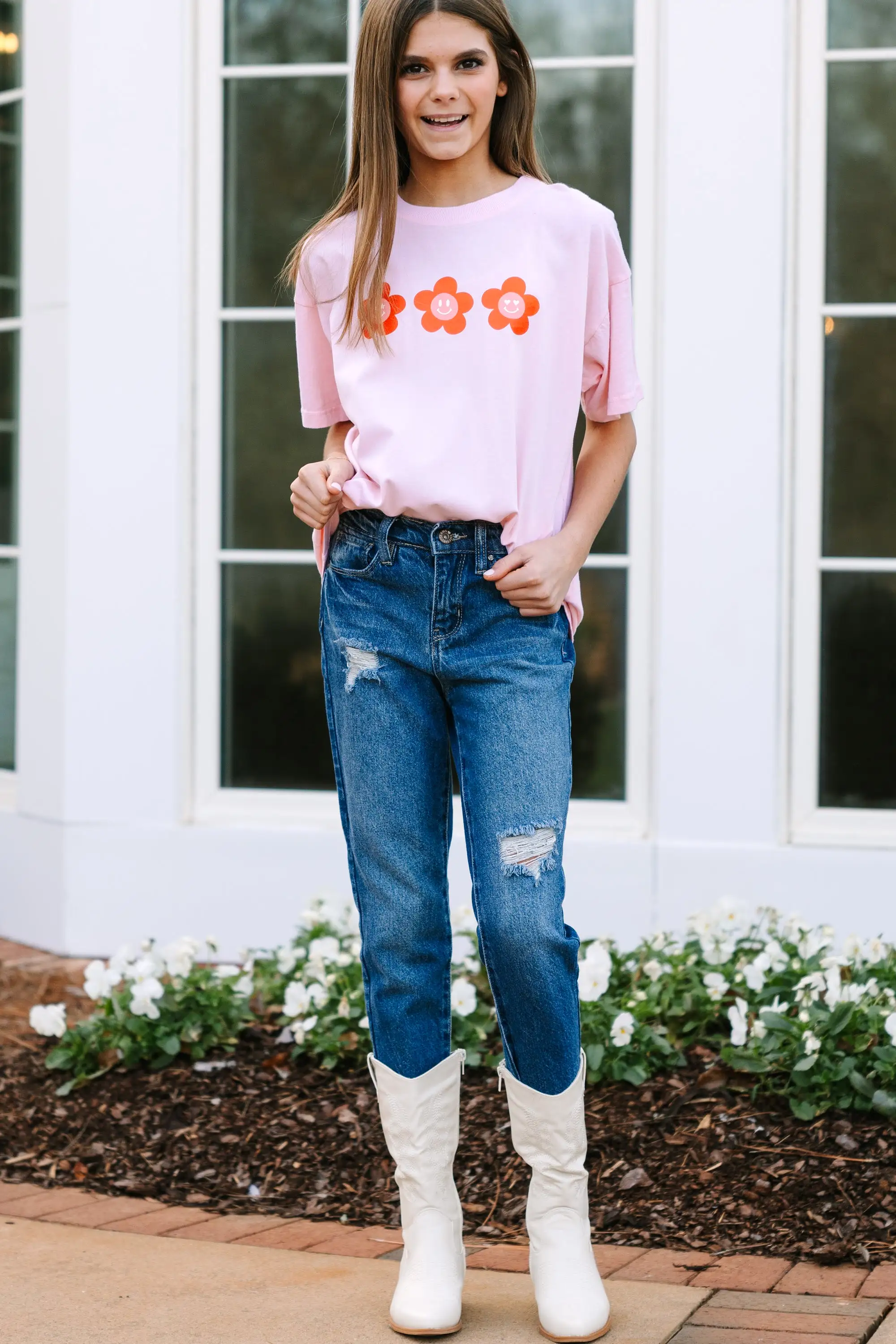 Girls: Heart Eyes Blush Pink Oversized Graphic Tee