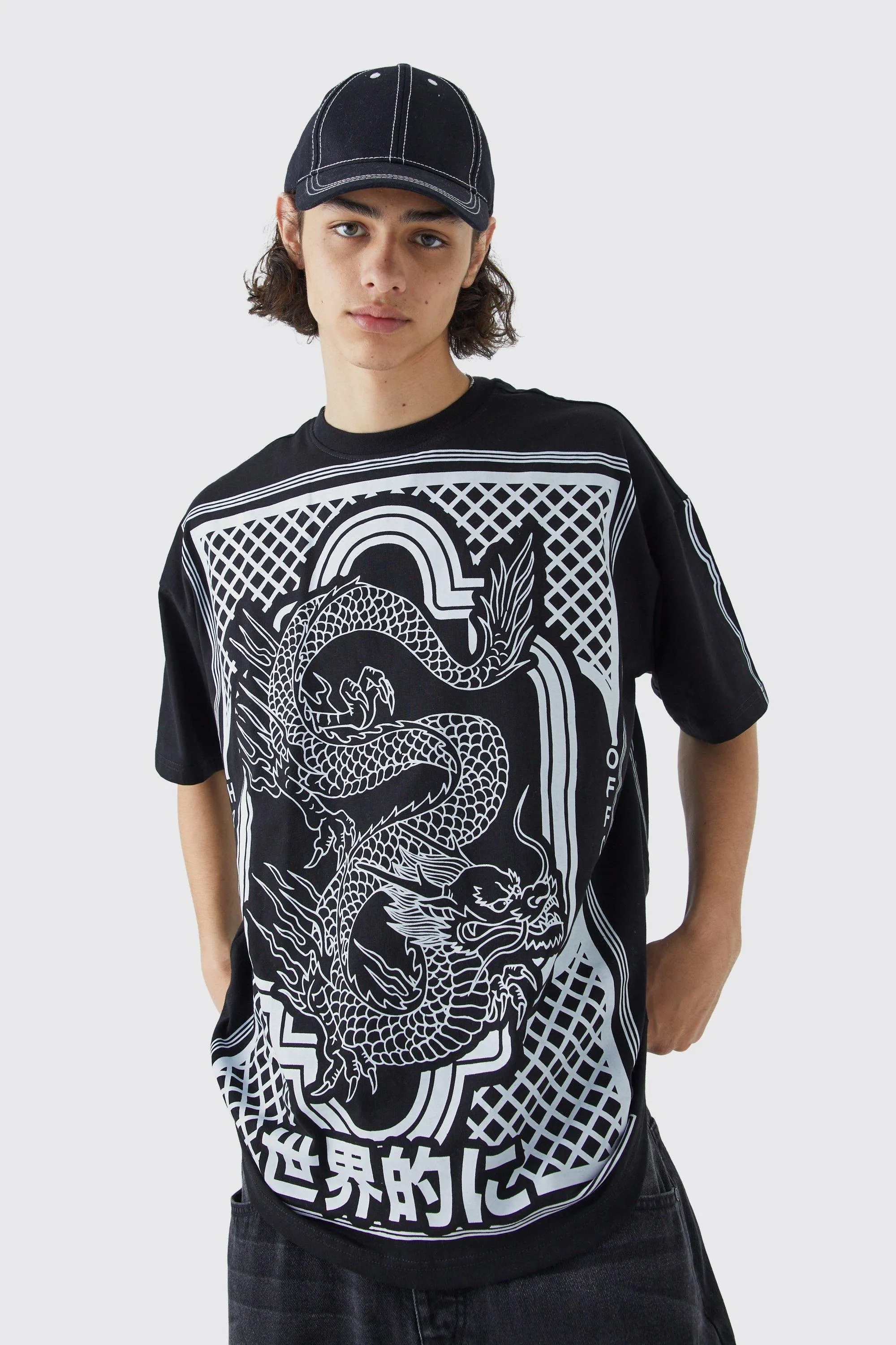 Oversized Edge To Edge Graphic T-shirt | boohooMAN UK