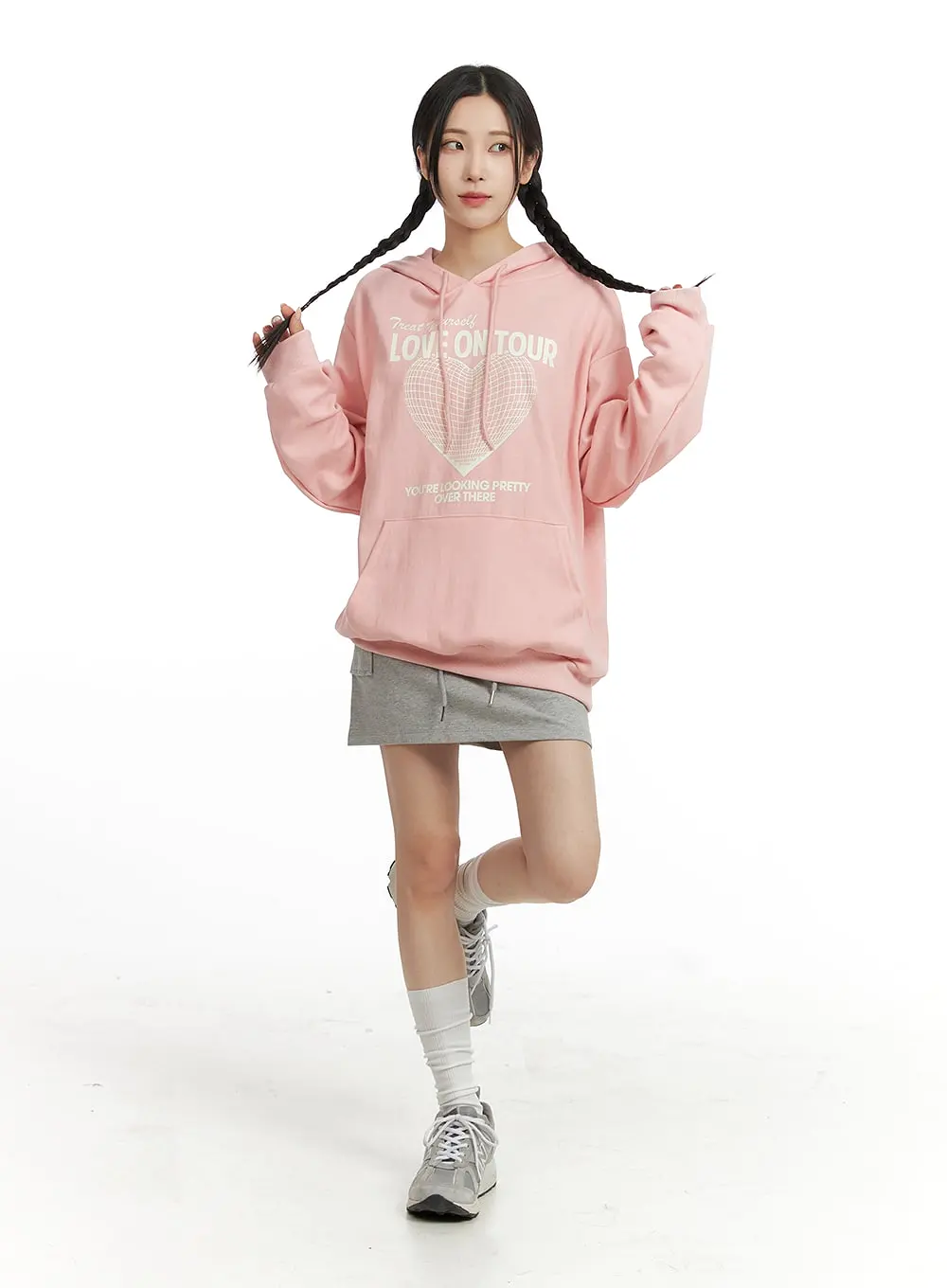 Oversized Graphic Hooded Sweatshirt CF415