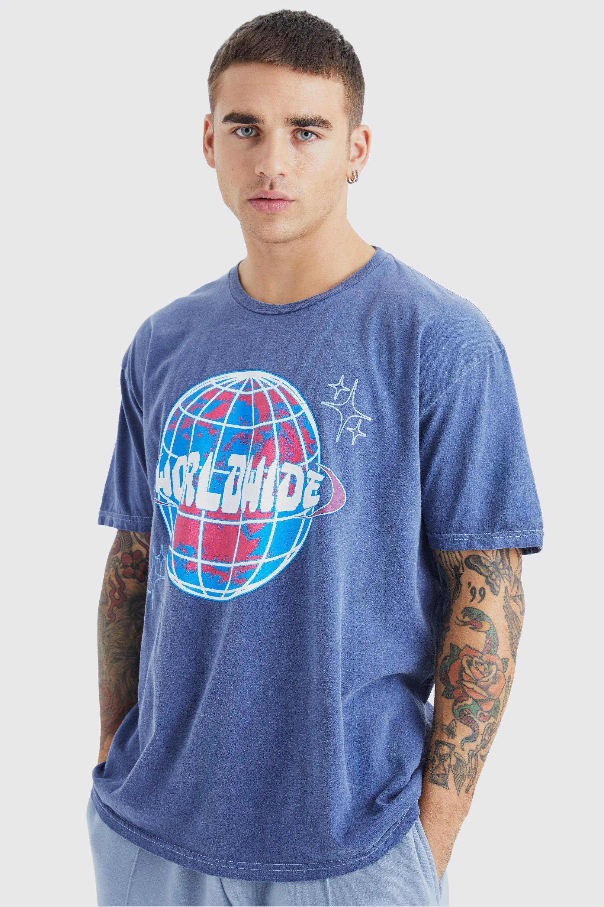 Oversized Worldwide Graphic Wash T-shirt | boohooMAN UK