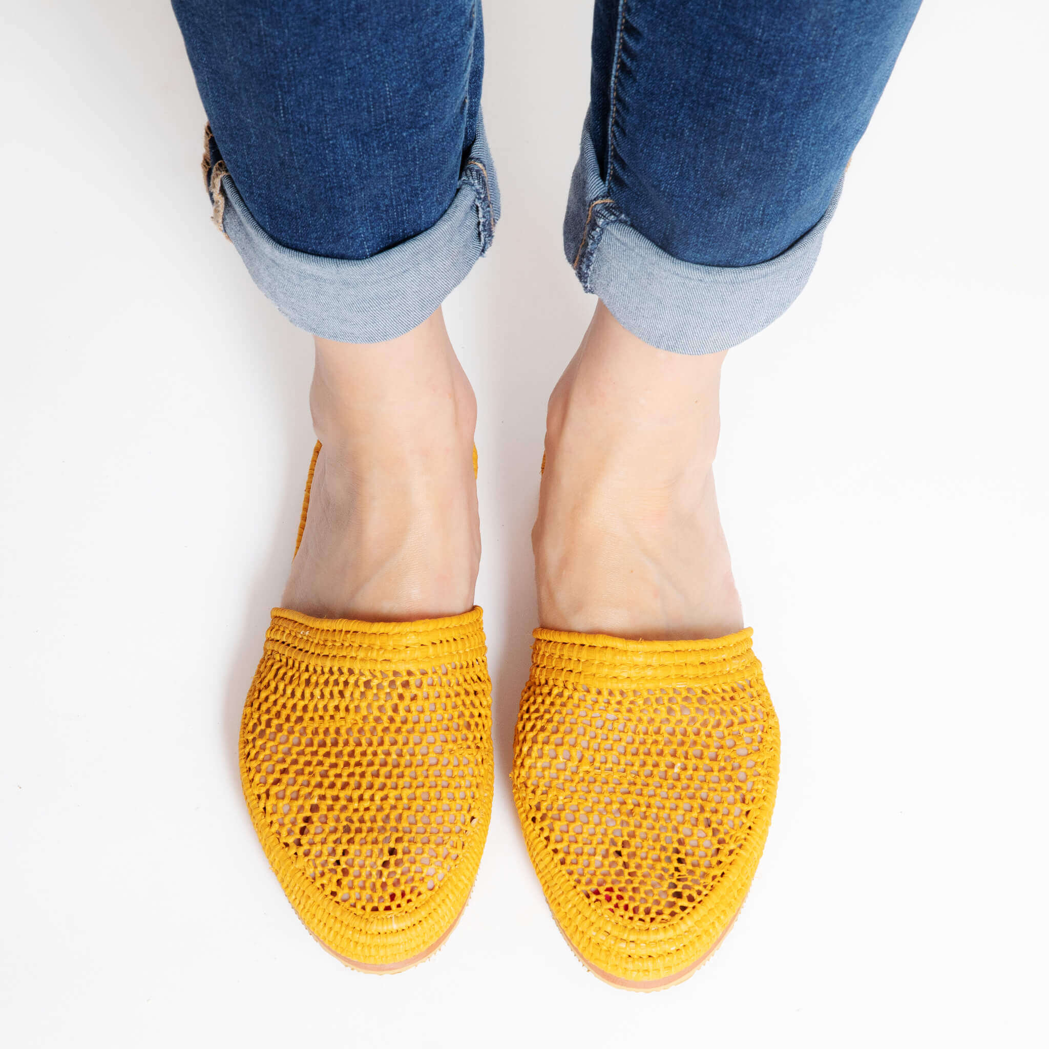 Raffia Slippers Babouche in Mango