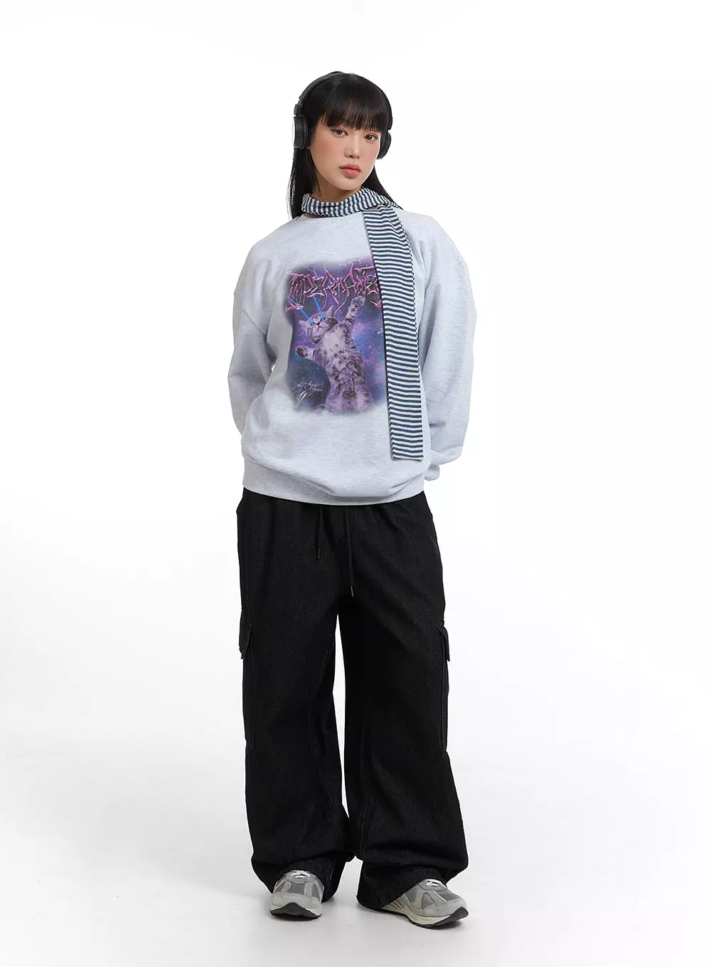 Terry Round Neckline Universal Cat Oversized Sweatshirt IJ411